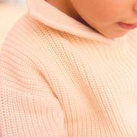 leo sweater