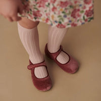 ribbed knee high socks