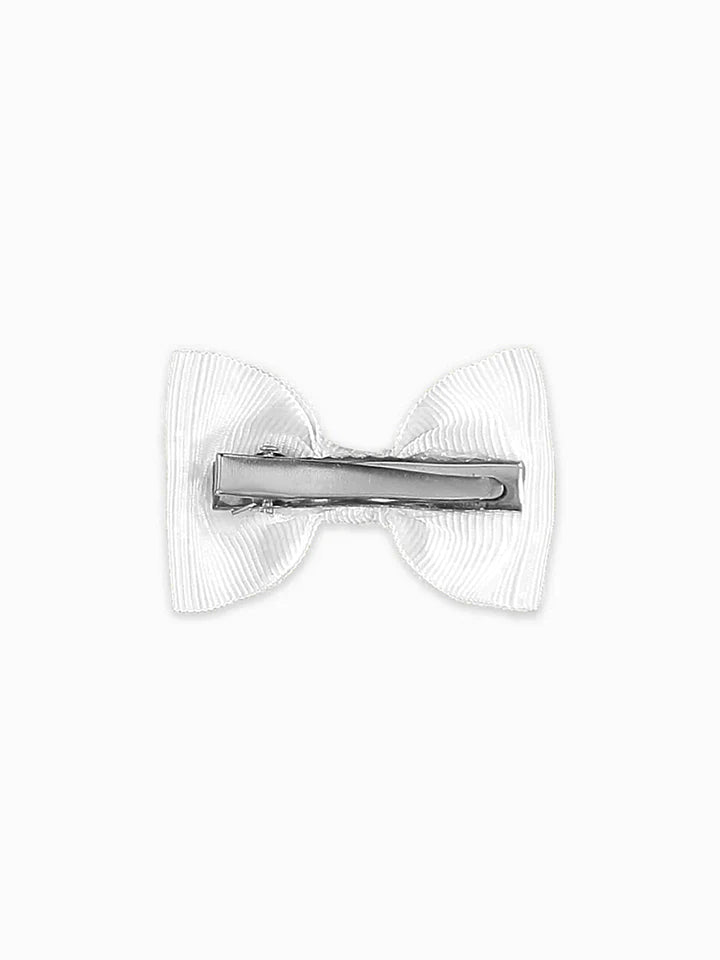 small bow clip C white