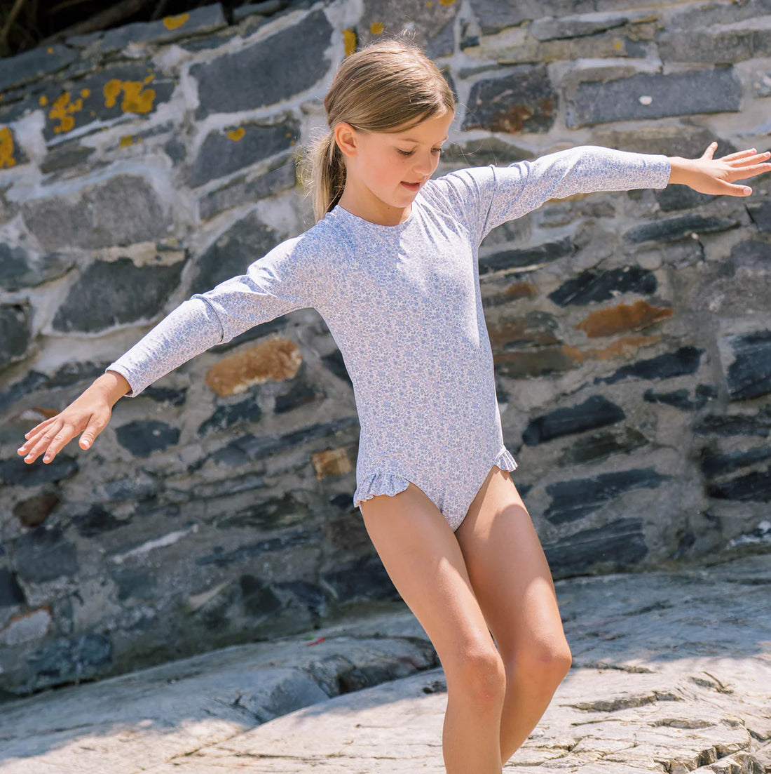 ruffle rashguard 1 pc C