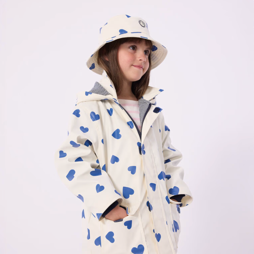 hearts rain hat
