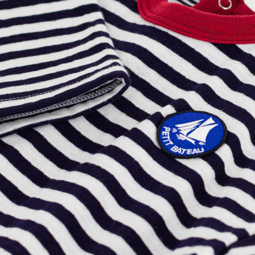boat logo stripe tee