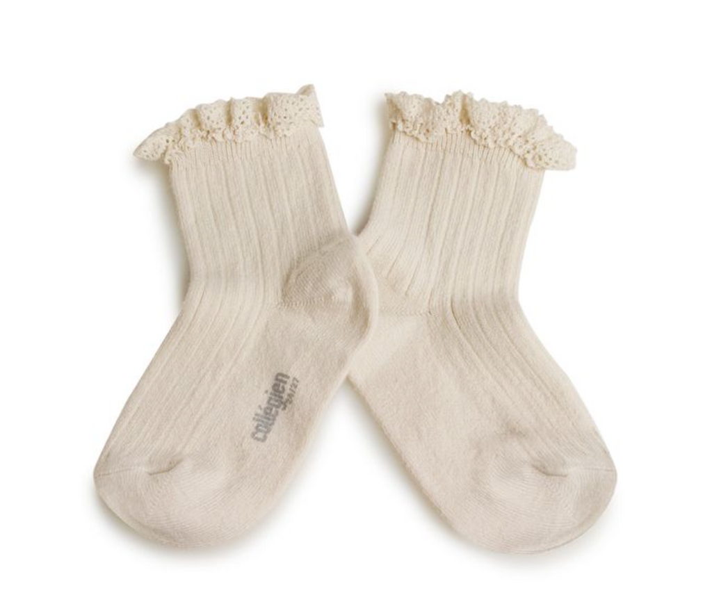 lili lace trim ankle socks