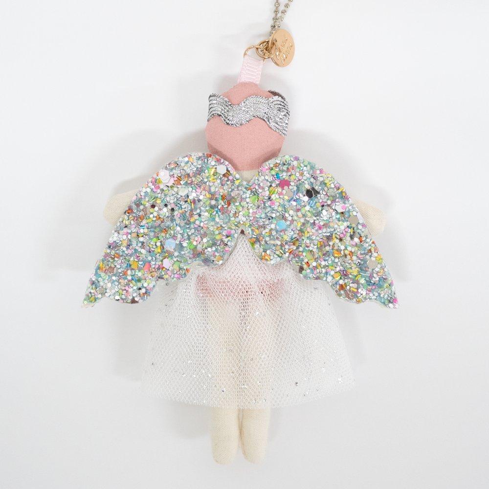 evie doll necklace