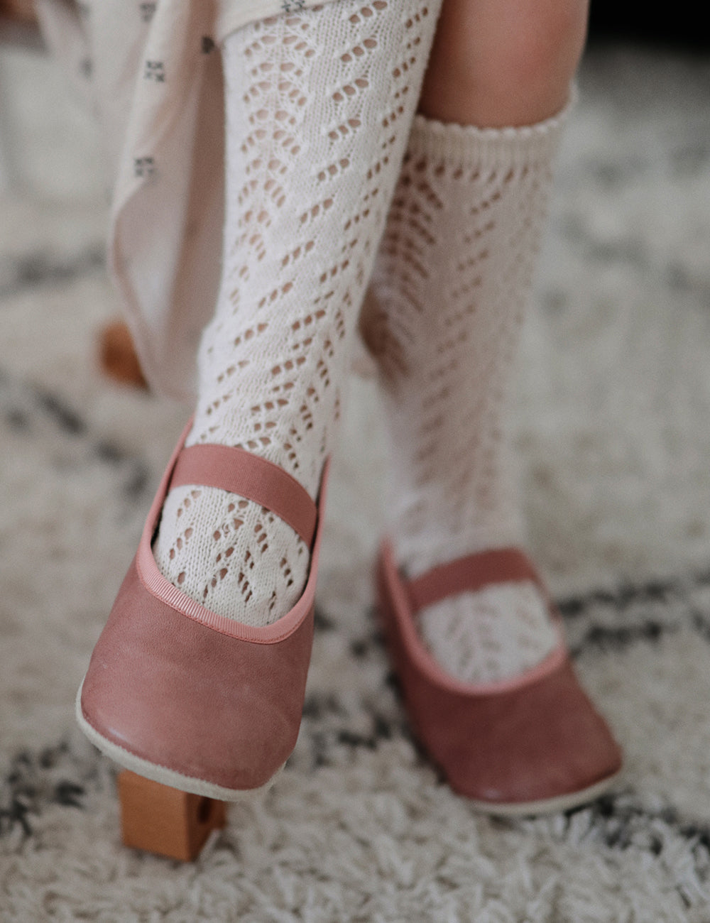 elastic ballerina shoe